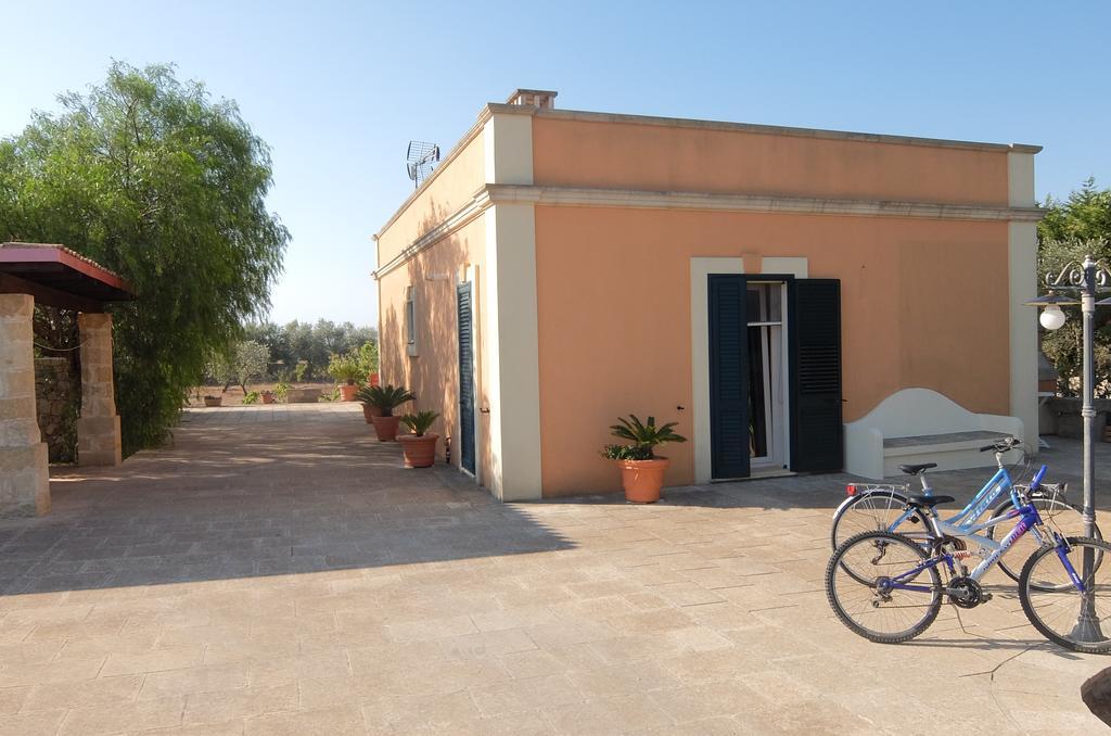 Villa Serracca Gagliano del Capo Exterior photo